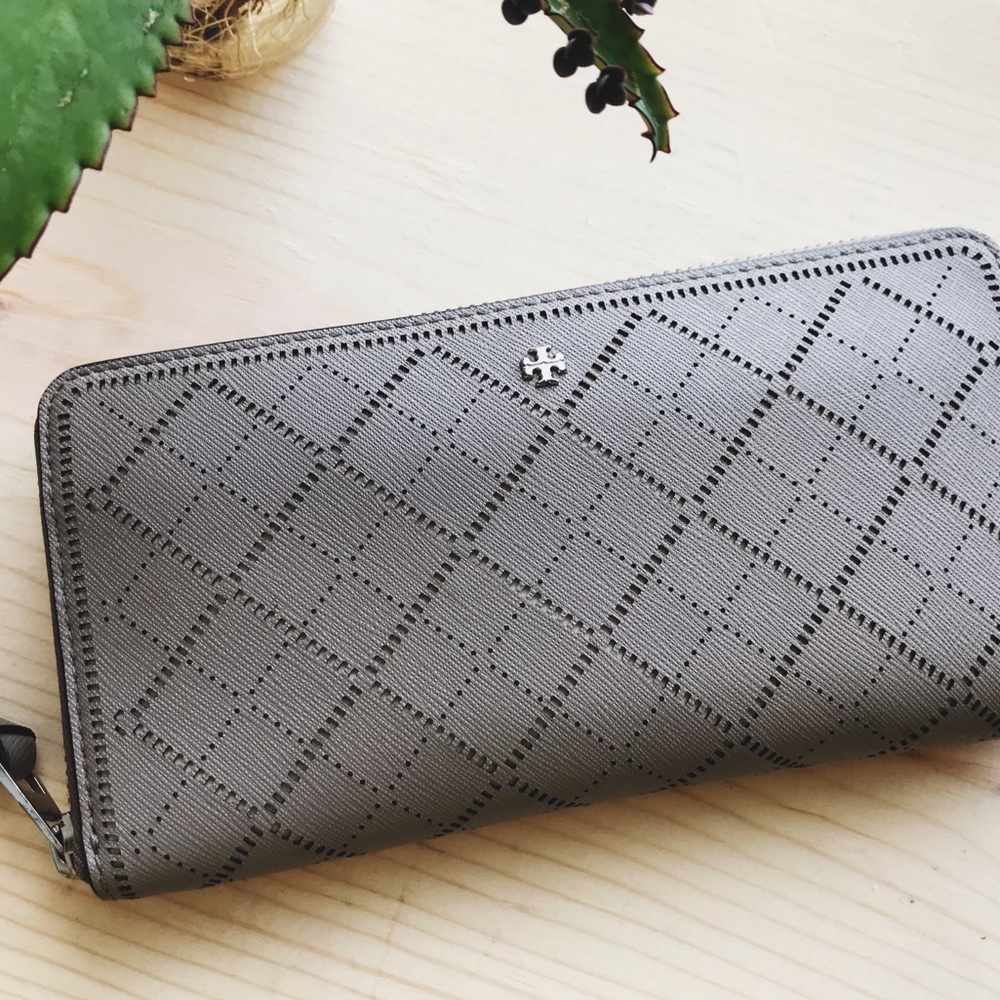 Tory Burch Perforated Zip Continental Wallet